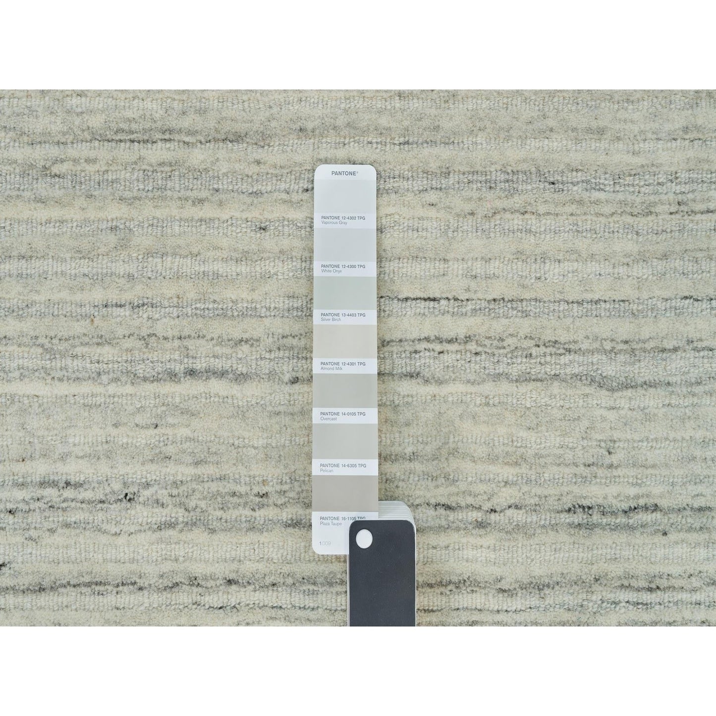 9'1"X12' Alabaster White Hand Loomed Undyed 100% Wool Modern Design Rug