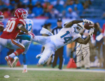 Jarvis Landry Autographed Dolphins 16X20 Photo