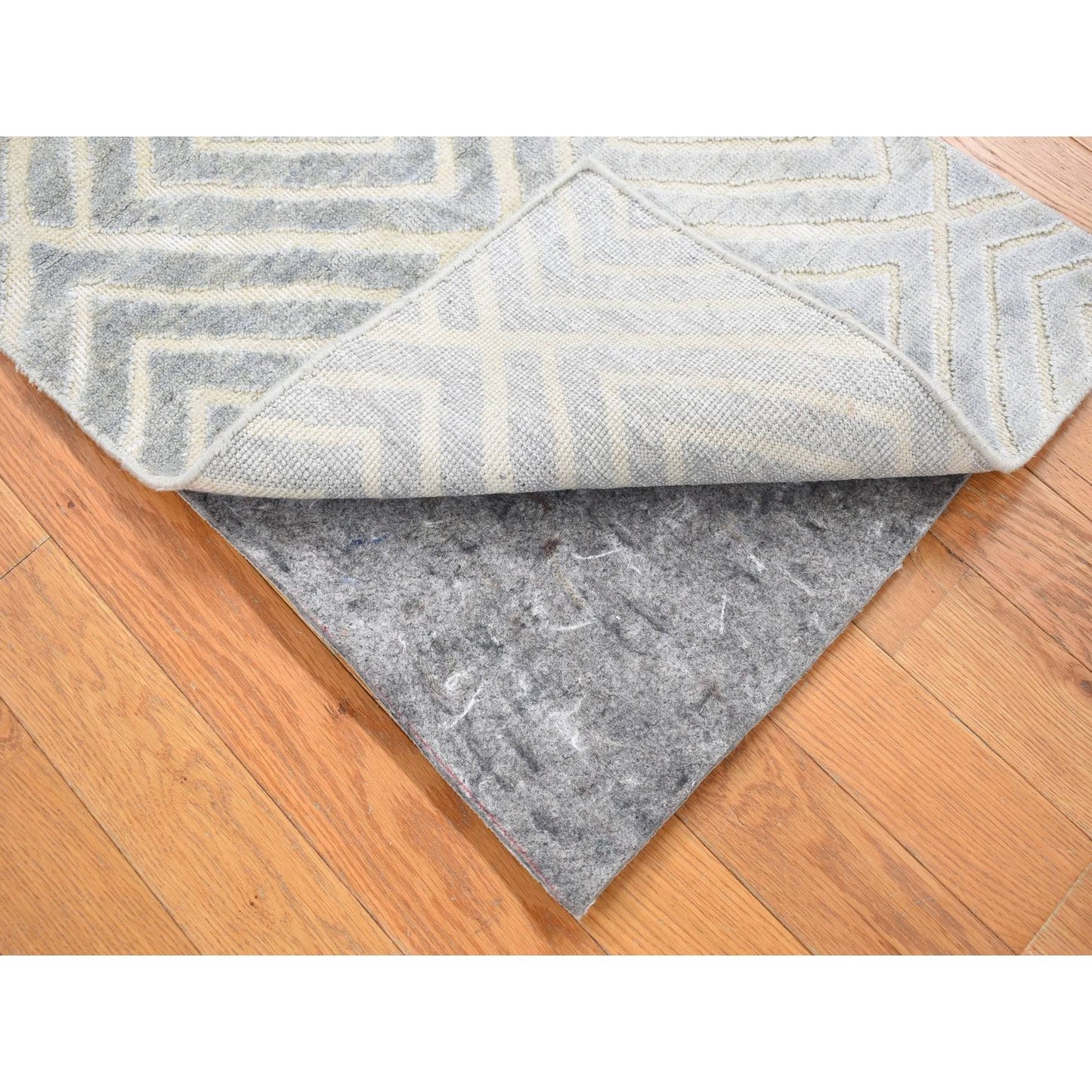 2'X3' Gray Modern Design Silk With Textured Wool Hand Knotted Mat Rug