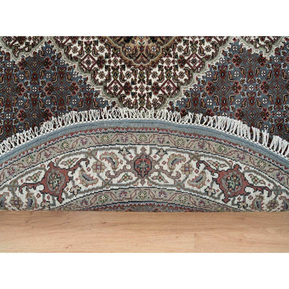 5'X5' Gray Wool And Silk Hand Knotted Tebraz Mahi Round Oriental Rug