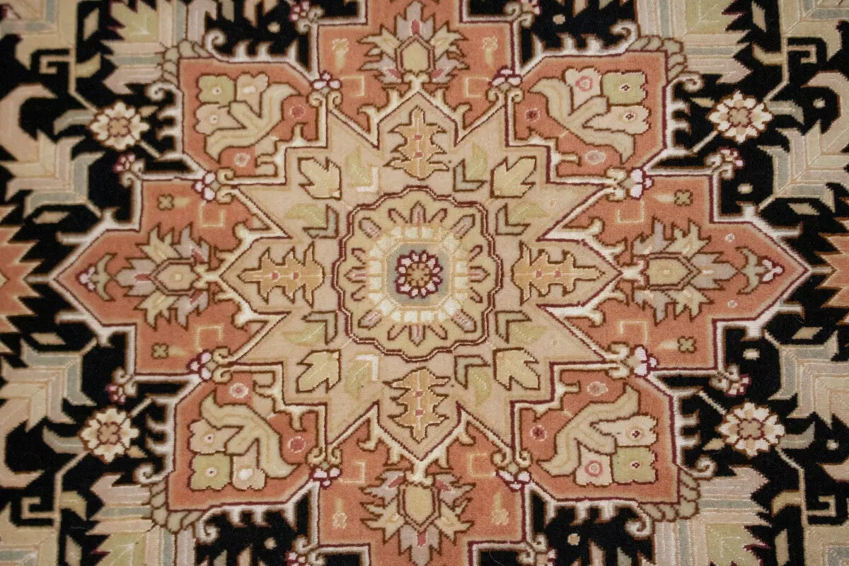 Handmade Signed Oriental Rug Classic Floral Kork