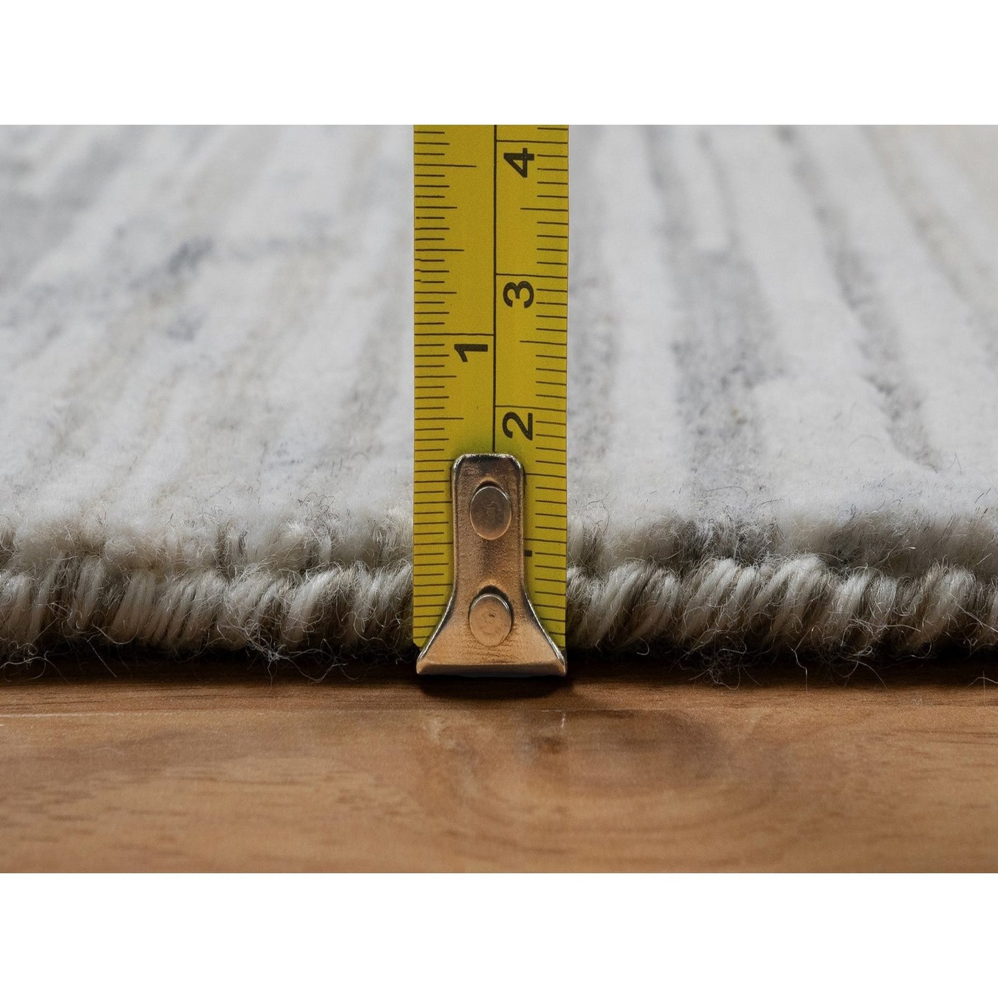 8'X10'2" Cream White Modern Design Hand Knotted Undyed Natural Wool Rug
