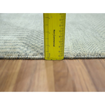 Ivory Hand Knotted 2'x3' Wool With Silk Modern Grass Design Rug