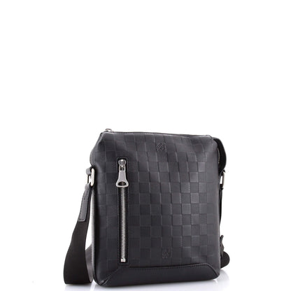 Louis Vuitton Discovery Messenger Bag Damier Infini Leather Bb