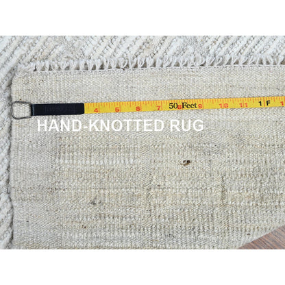 2'4"X3' Ivory Hand Knotted Moroccan Weave With Box Design All Wool Mat Rug