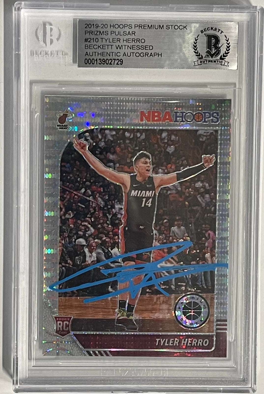 Tyler Herro Autographed 2019-20 Panini Hoops Premium Stock Rookie Card #210 (Bec