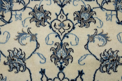 Classic Floral Plush 3X5 Nain Kashmar Oriental