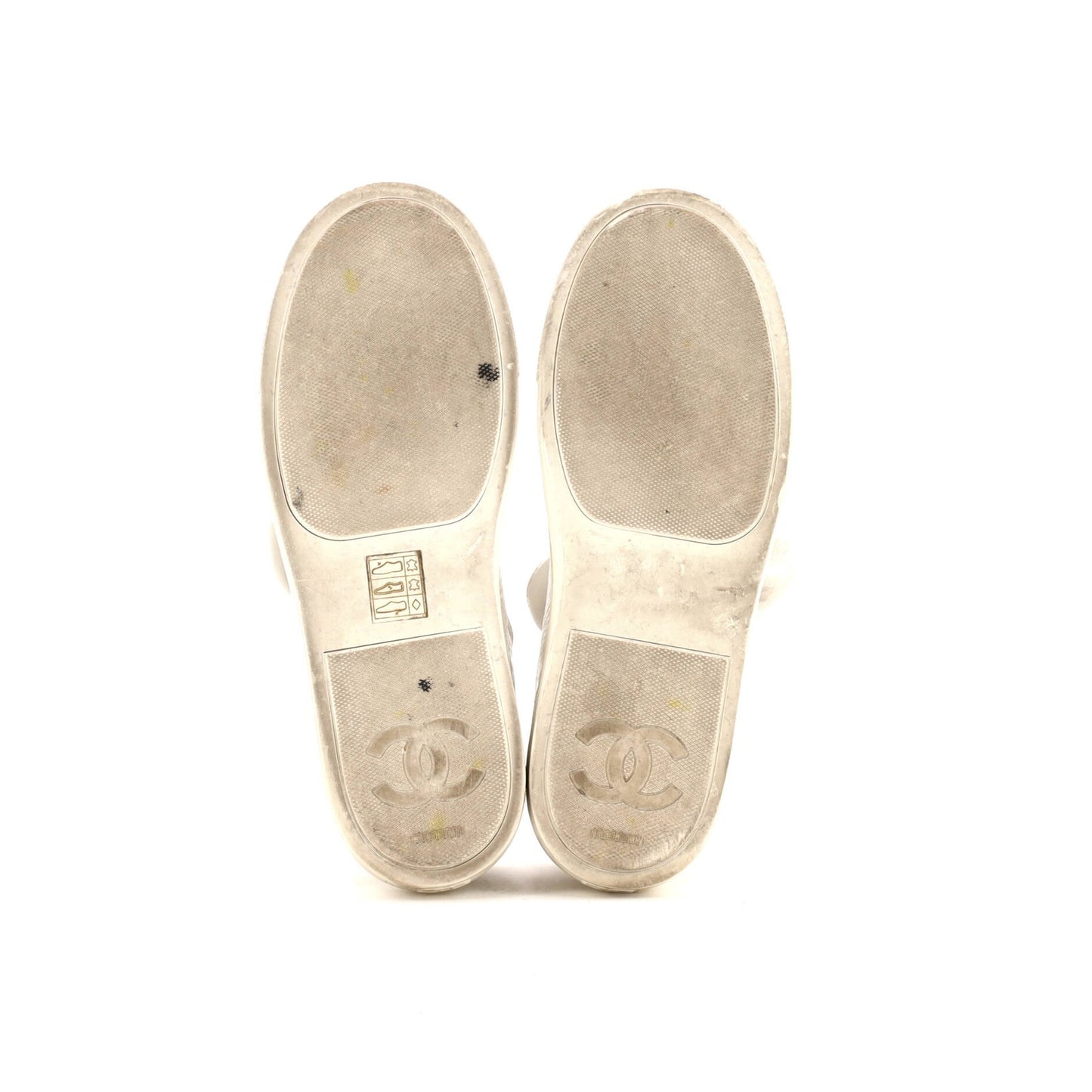 Chanel Women'S Cc Bow Low Top Sneakers Leather