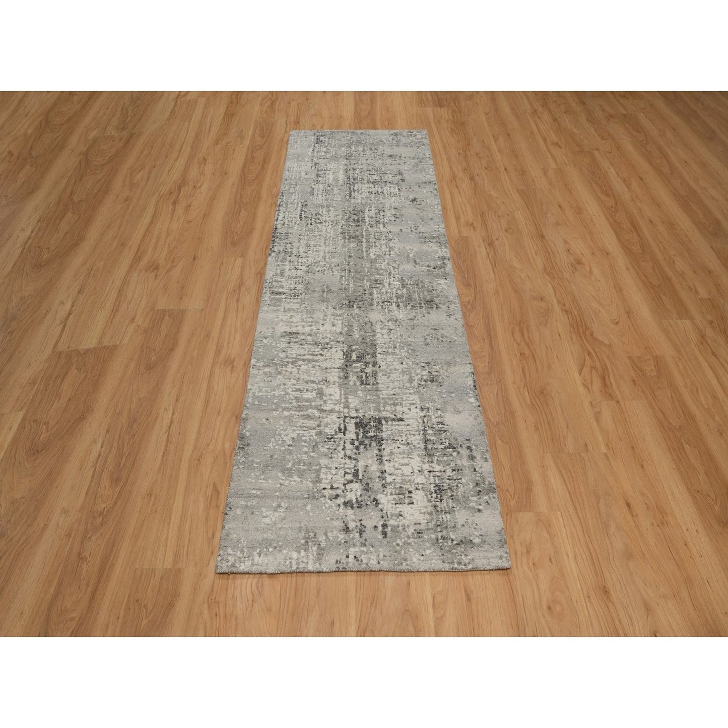 2'7"X8' Gray Modern Runner Rug Erased Design Hand Knotted Natural Wool