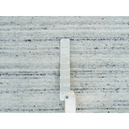 10'X10' Ivory Hand Loomed Plain Modern Striae Design Wool Round Rug