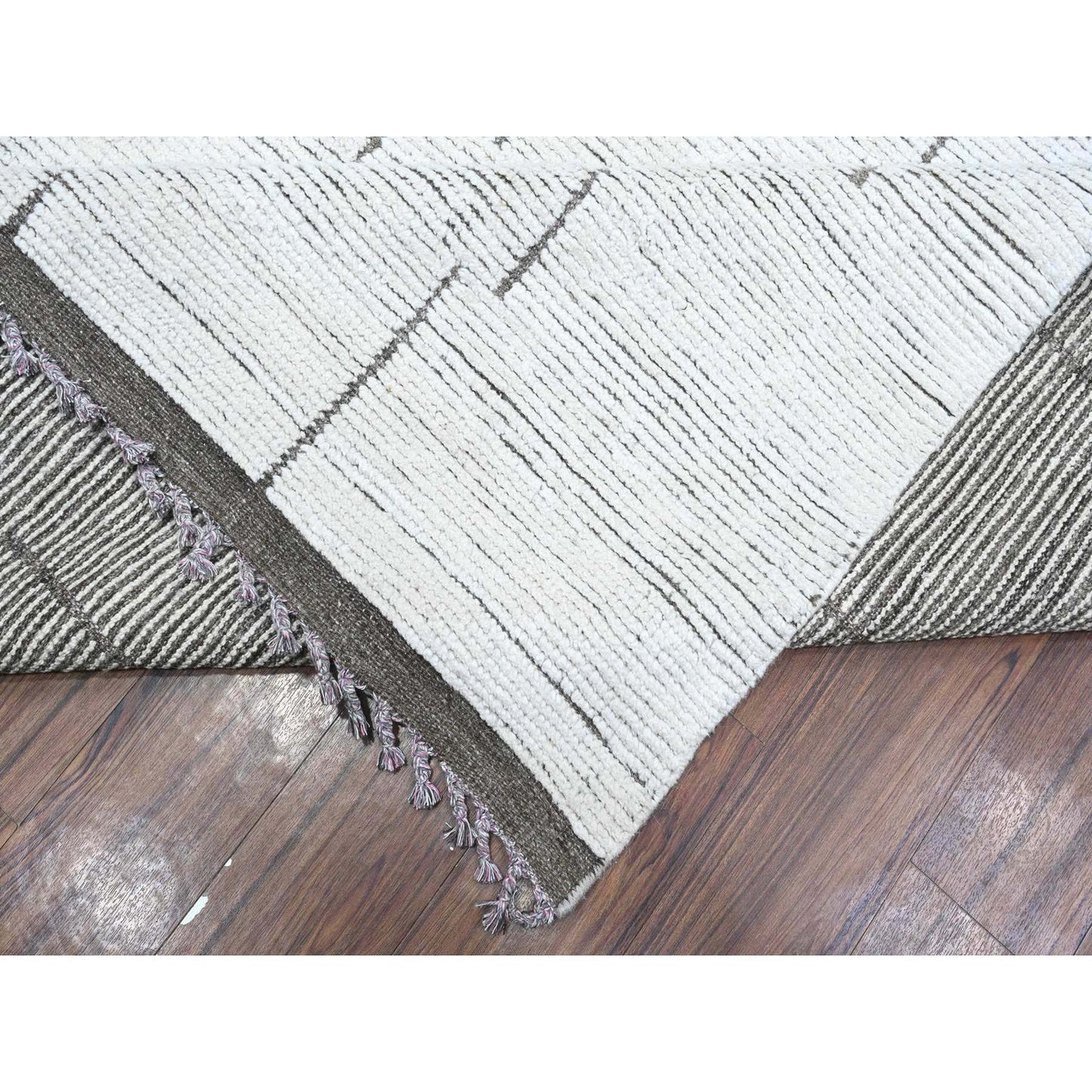 12'X16'2" Silky White Hand Knotted Moroccan Weave Geometric Oversized Rug