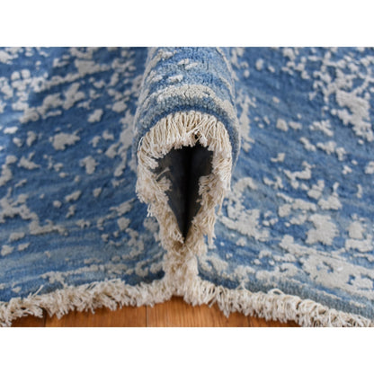 5'1"X7' Blue Wool And Silk Hand Knotted Broken Zoroastrian Design Rug