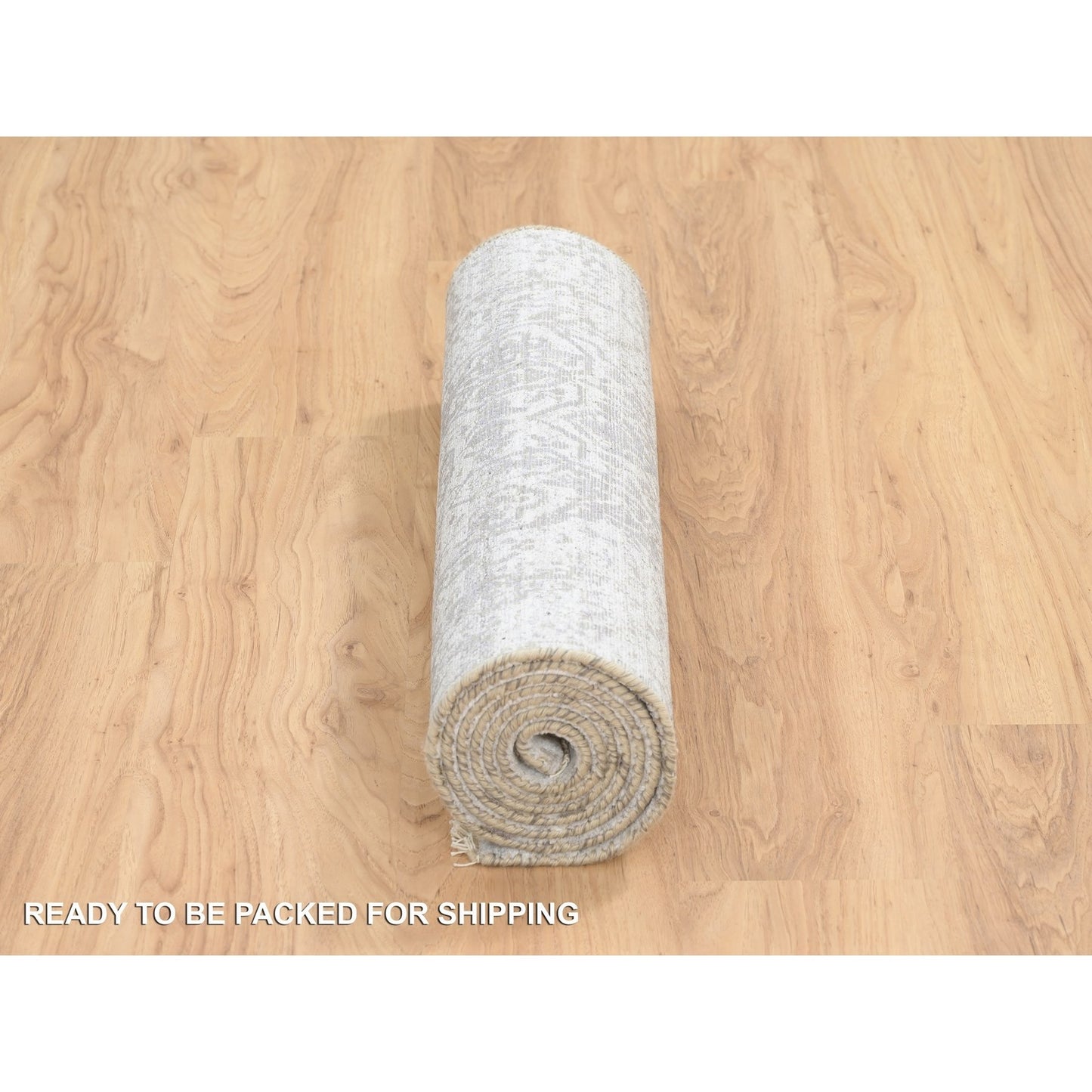 2'6"X8' Gray Broken Farsian Design Wool/Silk Hand Knotted Runner Rug