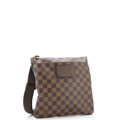 Louis Vuitton Brooklyn Pochette Plate Damier