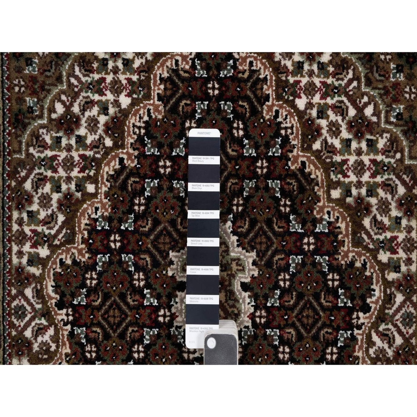 3'X5'4" Black Pure Wool Rug Tebraz Mahi With Medallion Design Hand Knotted