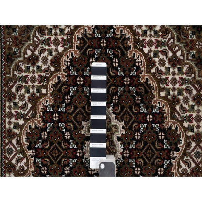 3'X5'4" Black Pure Wool Rug Tebraz Mahi With Medallion Design Hand Knotted