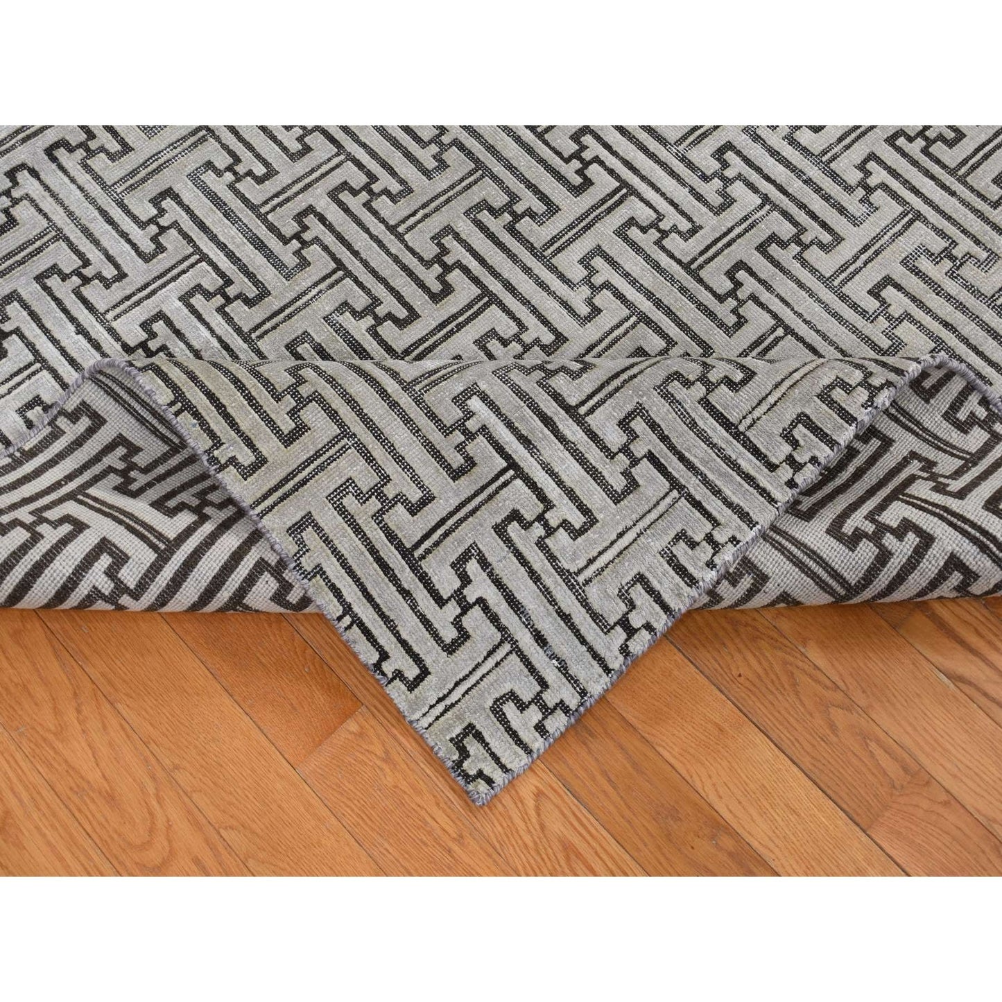 7'10"X10'3" Gray Pure Silk With Wool Roman Key Design Hand Knotted Rug