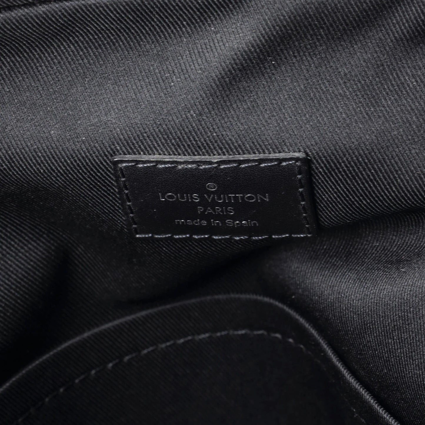 Louis Vuitton Avenue Sling Bag Damier Graphite