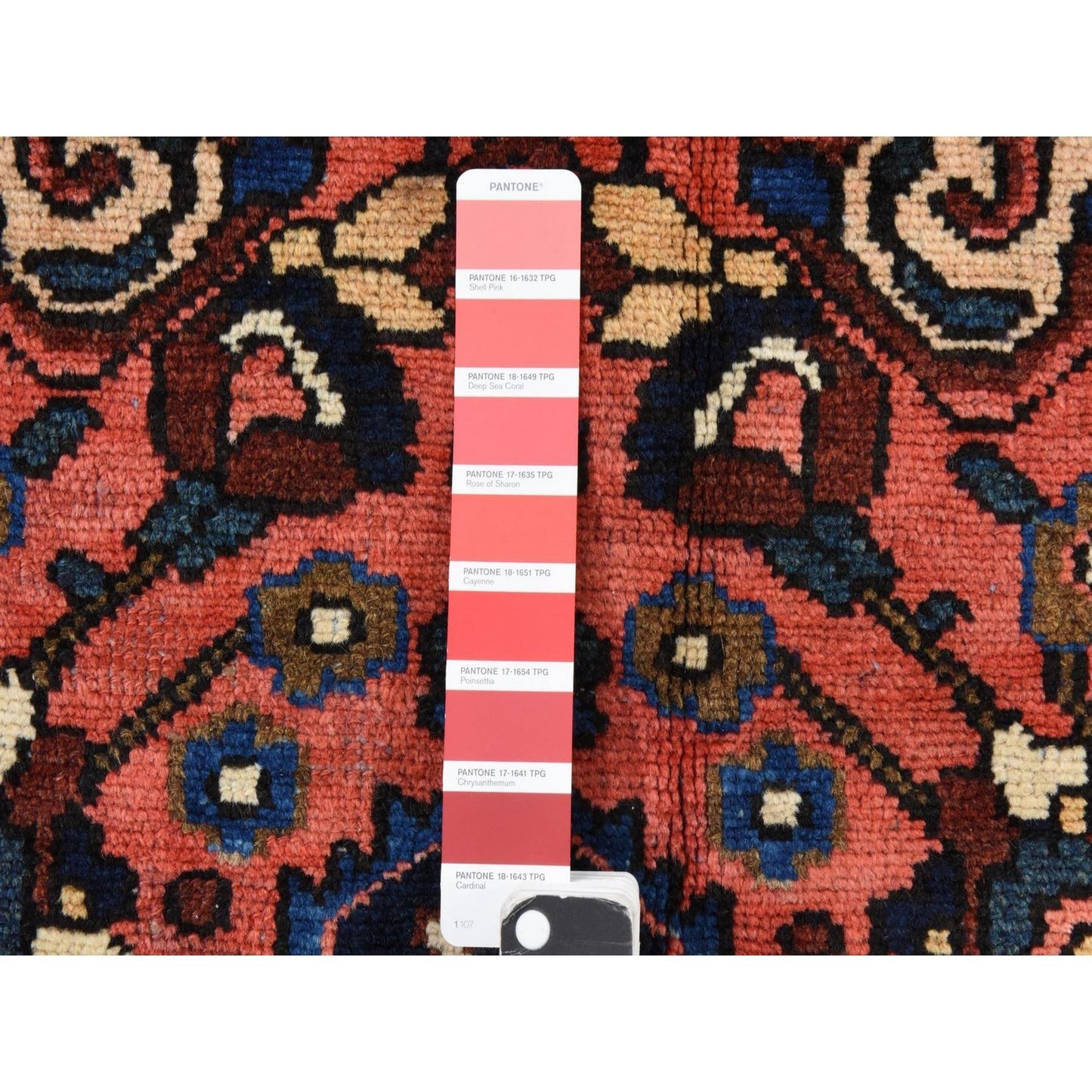 10'X12'4" Red Semi Antique Zoroastrian Bakhtiarjoon Wool Hand Knotted Rug