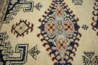 Handmade Indo-Viss Oriental Rug Cream Tribal