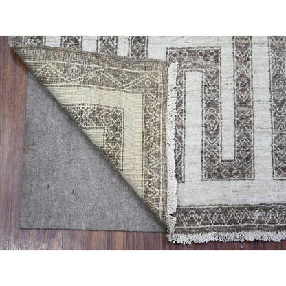 4'X5'8" Taupe Brown Fine Peshawar Wool Hand Knotted Oriental Rug