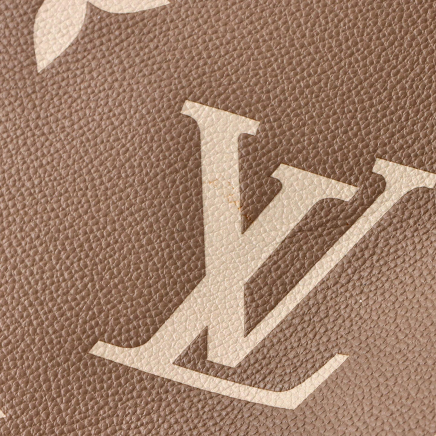 Louis Vuitton Onthego Tote Bicolor Monogram Empreinte Giant Mm