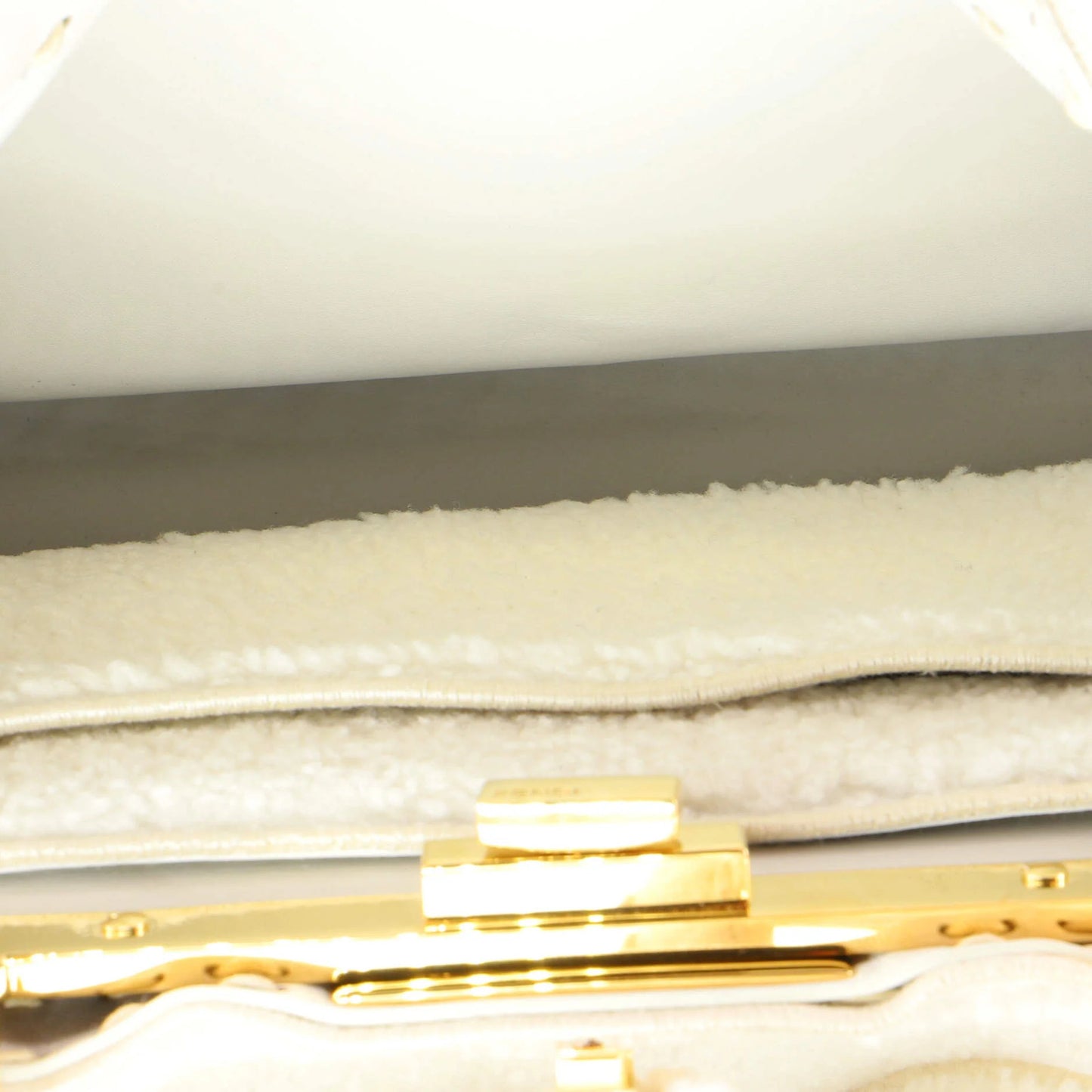 Fendi Peekaboo Iseeu Bag Shearling Medium