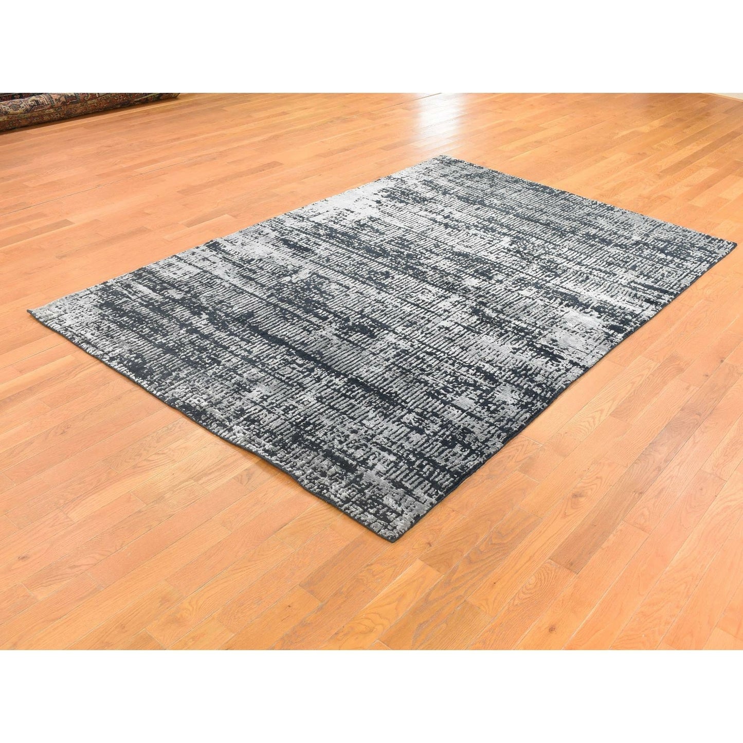 5'10"X9' Black Modern Wool And Plant Based Silk Hand Loomed Rug