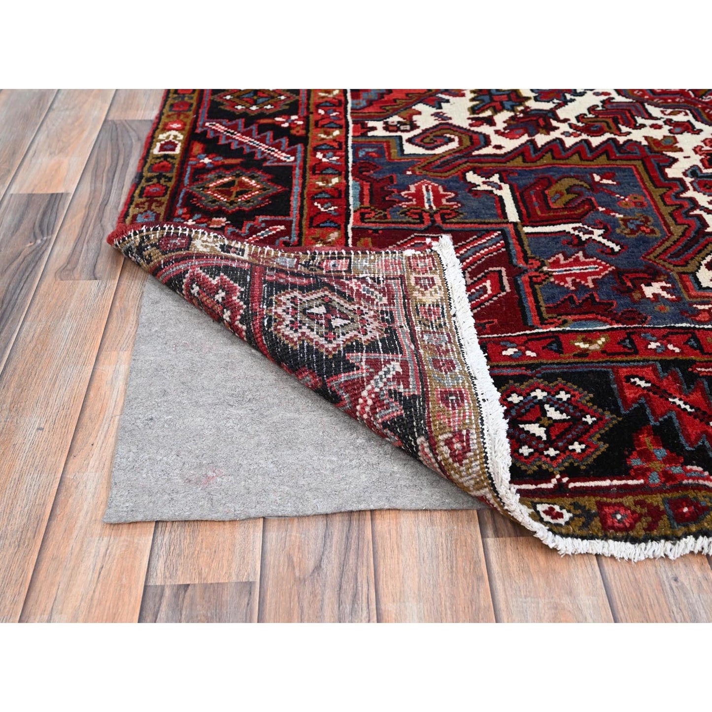 8'7'X11'1" Red Vibrant Wool Tribal Village Nomad Art Vintage Oriental Rug
