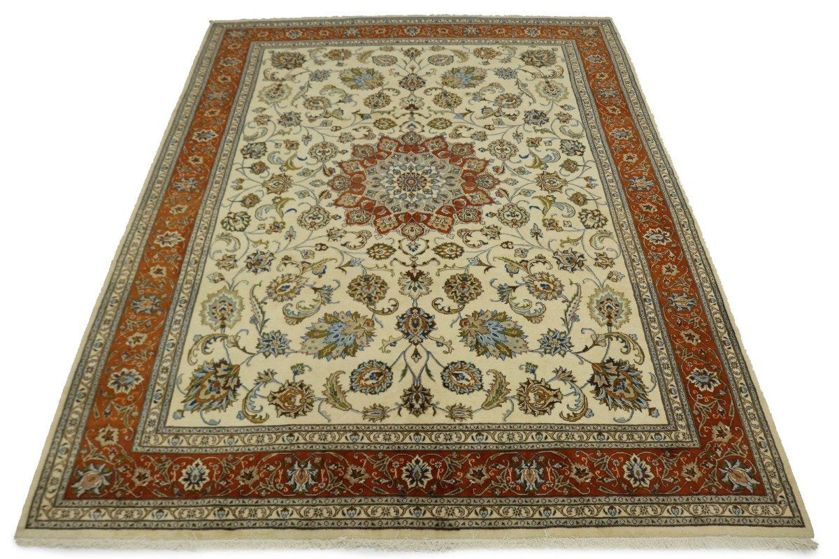 Rare Vintage Oriental Rug Classic Floral