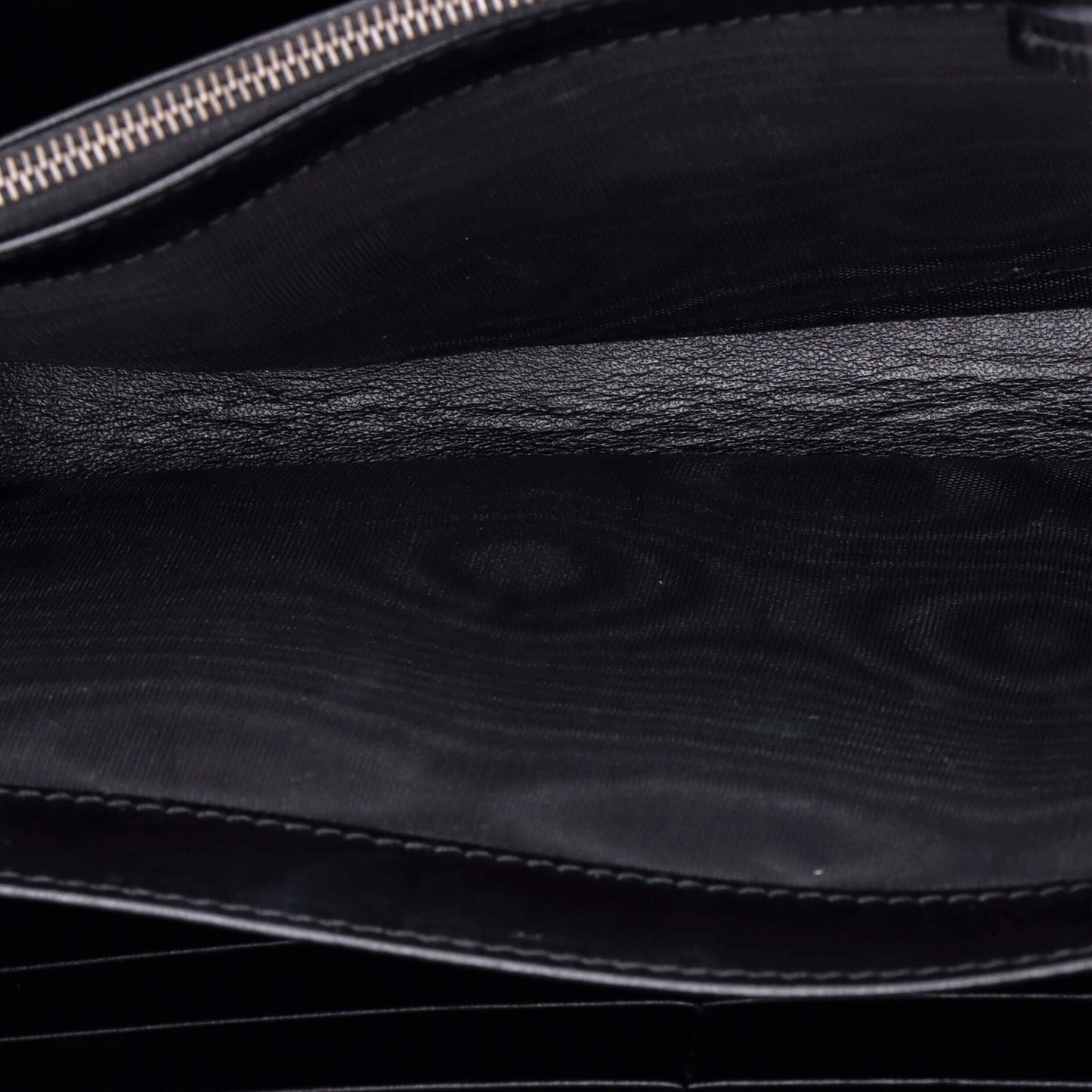 Gucci Gg Marmont Chain Wallet Matelasse Leather Mini