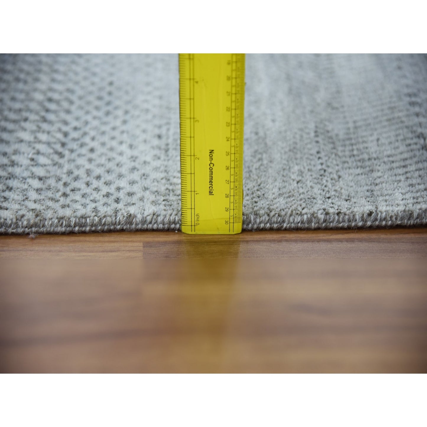 2'6"X10' Gray Hand Knotted Modern Grass Design Wool And Silk Runner Rug