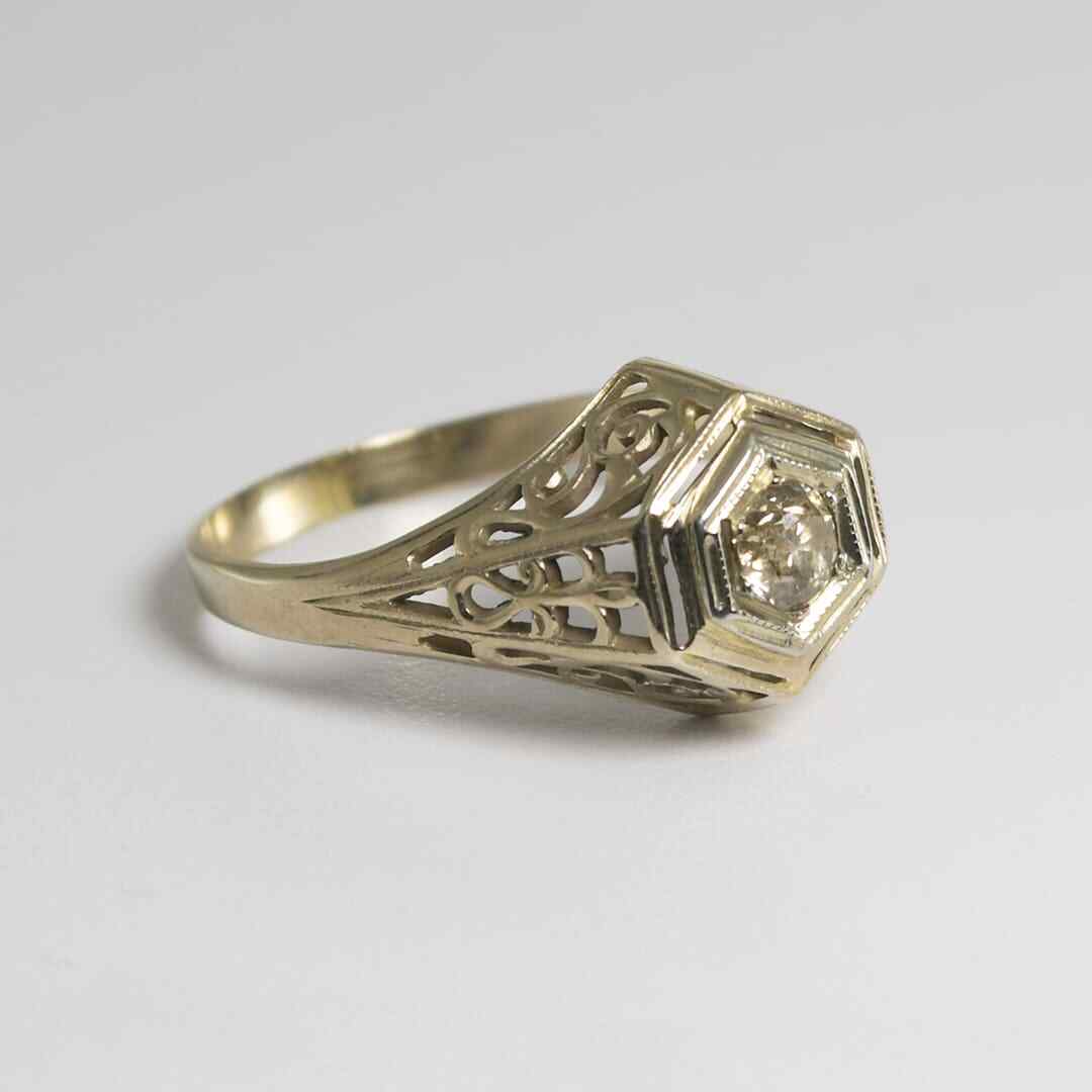14K White Gold Antique Diamond Ring 0.20Ct
