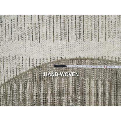 5'9"X5'9" Ivory Hand Woven Round Rug Flat Weave With Pile Natural Wool