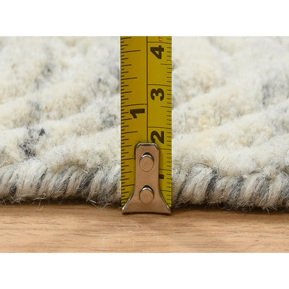 5'10"X9' Beige Variegated Textured Modern Design Wool Hand Loomed Rug