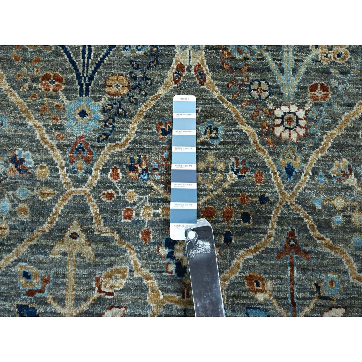 2'8"X6' Green Hand Knotted Pure Wool Rug Trellis Borderless Garden Design