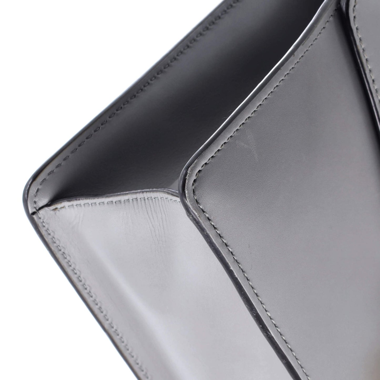 Gucci Sylvie Shoulder Bag Leather Small