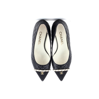 Grosgrain Chanel Women's CC Chain Pointed Cap Toe Pumps Quilted Leather with