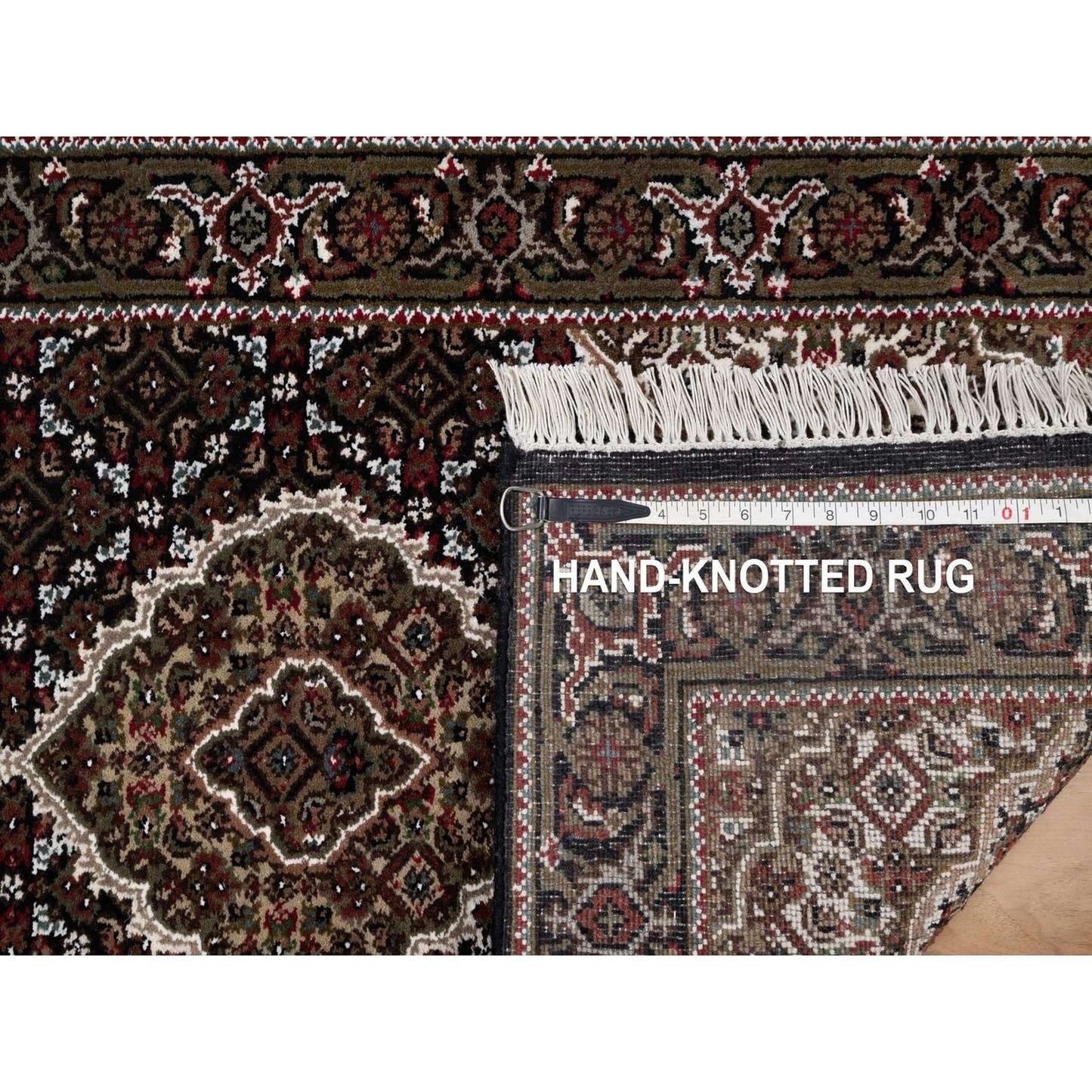 2'5"X6'7" Black Hand Knotted Rug Tebraz Mahi With Medallion Design Wool