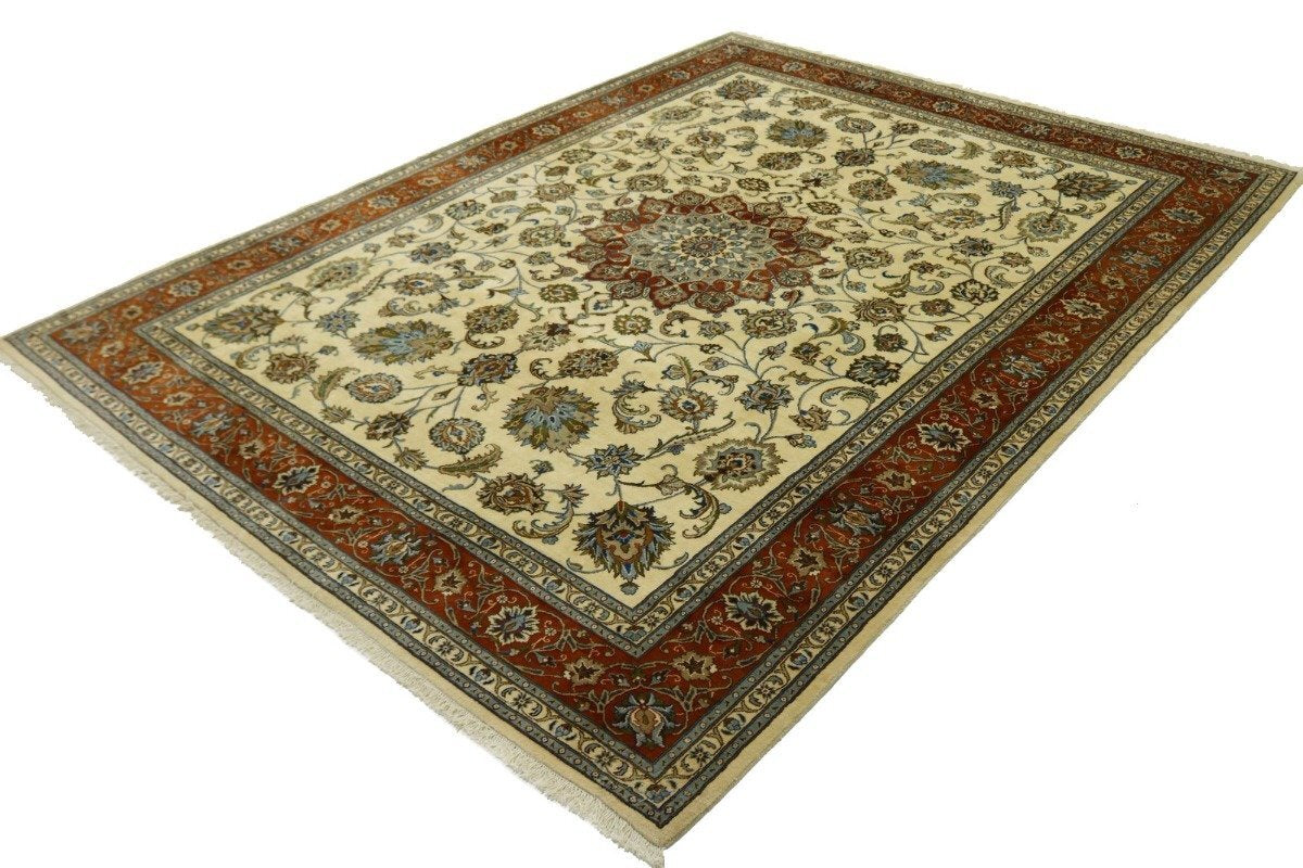 Rare Vintage Oriental Rug Classic Floral