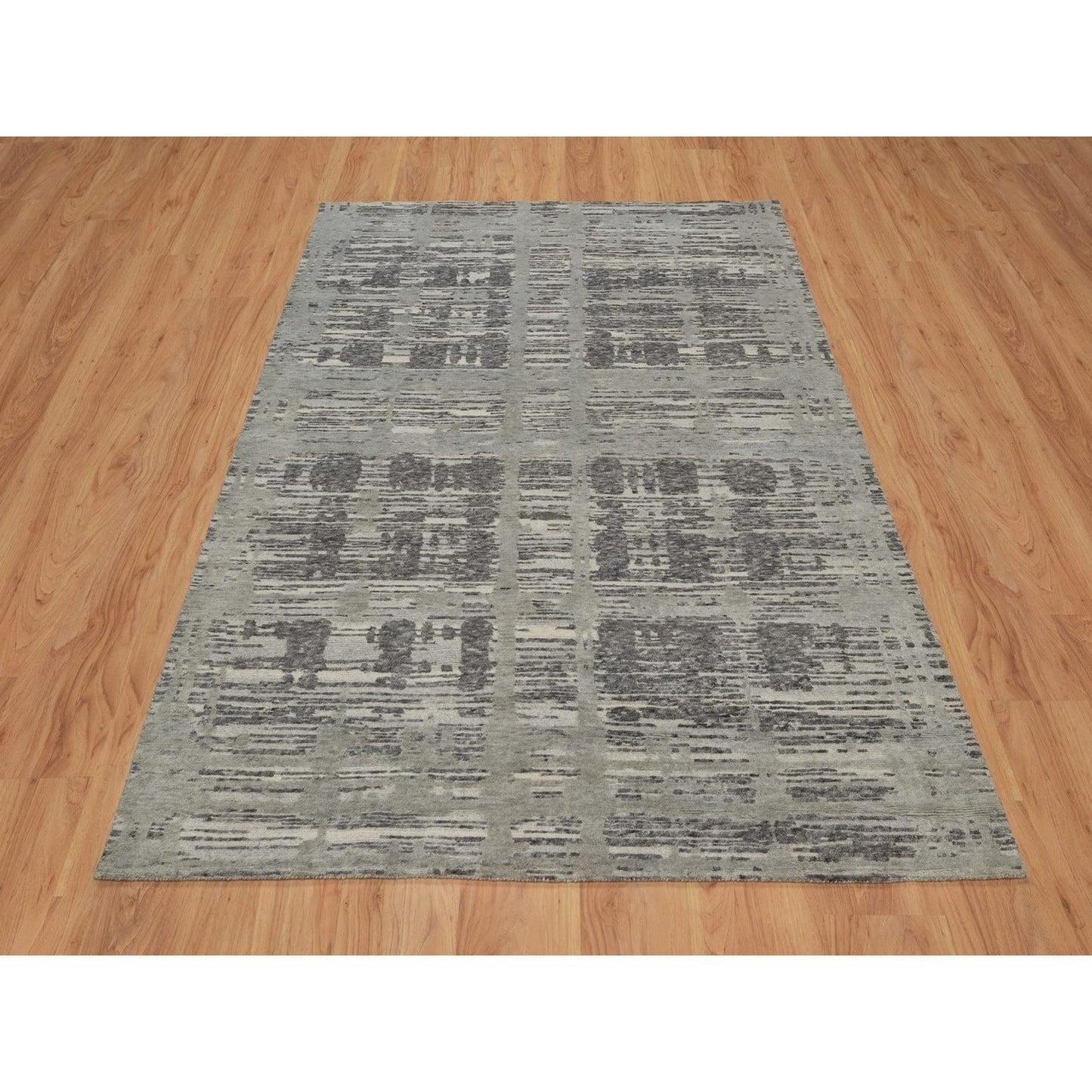 5'x7' Gray Hand Knotted Rug Modern Criss Cross Erased Design Natural Wool