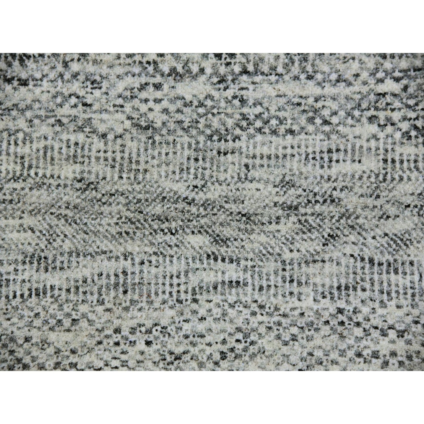 8'X8' Silver Gray Undyed Wool Grass Design Hand Knotted Square Rug