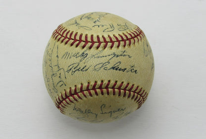 1945 Nl Champion Cubs Team Signed By 22 Ol