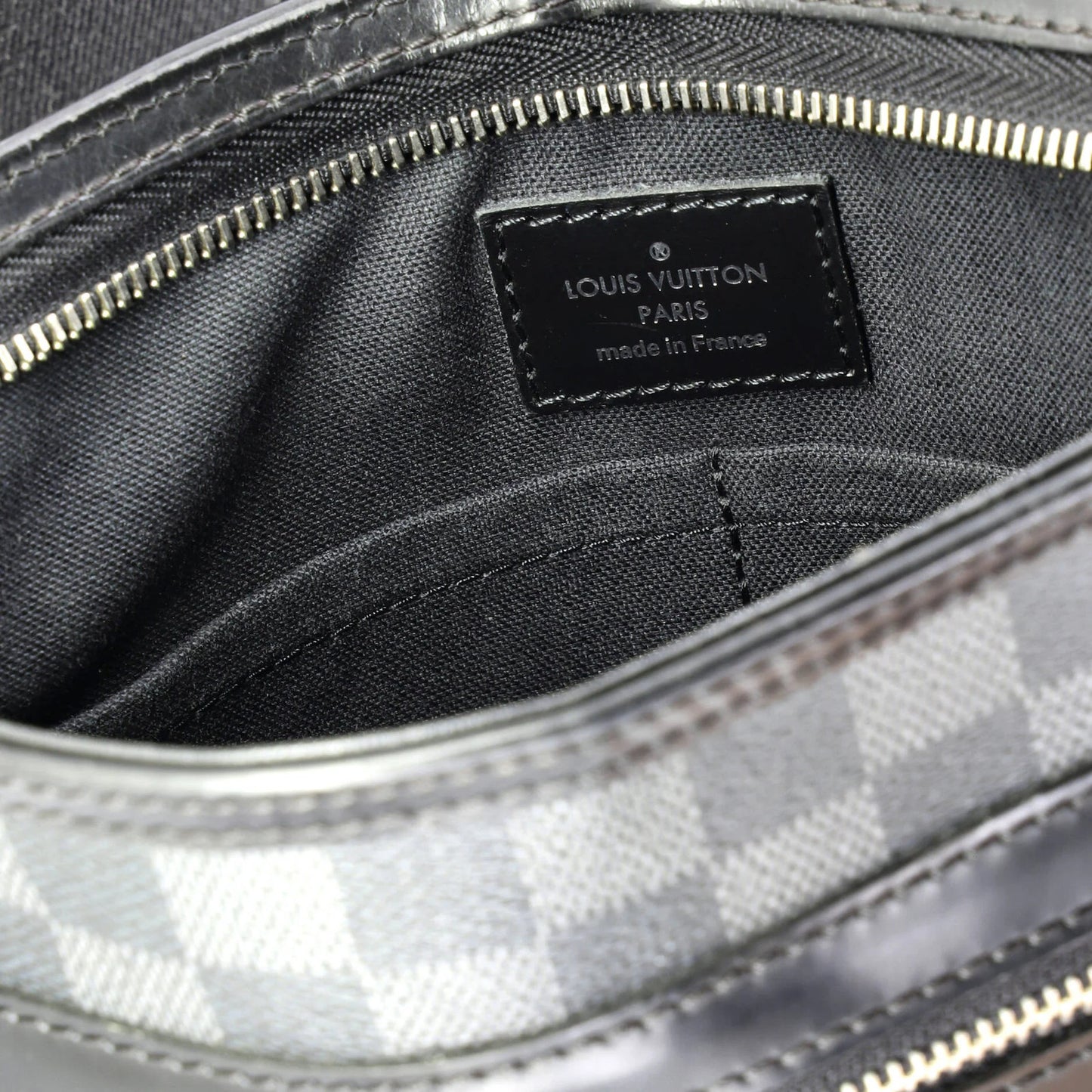 Louis Vuitton Thomas Handbag Damier Graphite