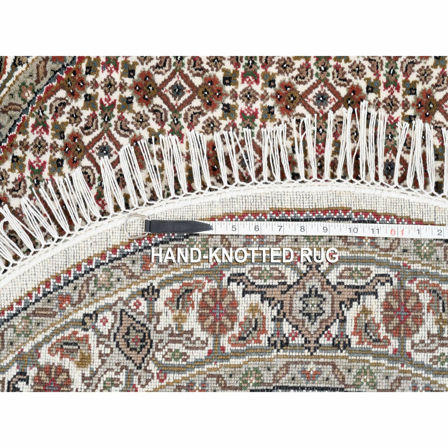 4'X4' Hand Knotted Wool-Silk Fish Medallion Design Tebraz Mahi Rug