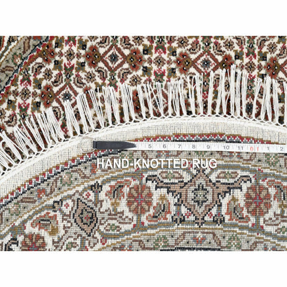 4'X4' Hand Knotted Wool-Silk Fish Medallion Design Tebraz Mahi Rug