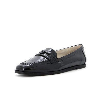 Chanel Women'S Cc Loafers Stitched Patent