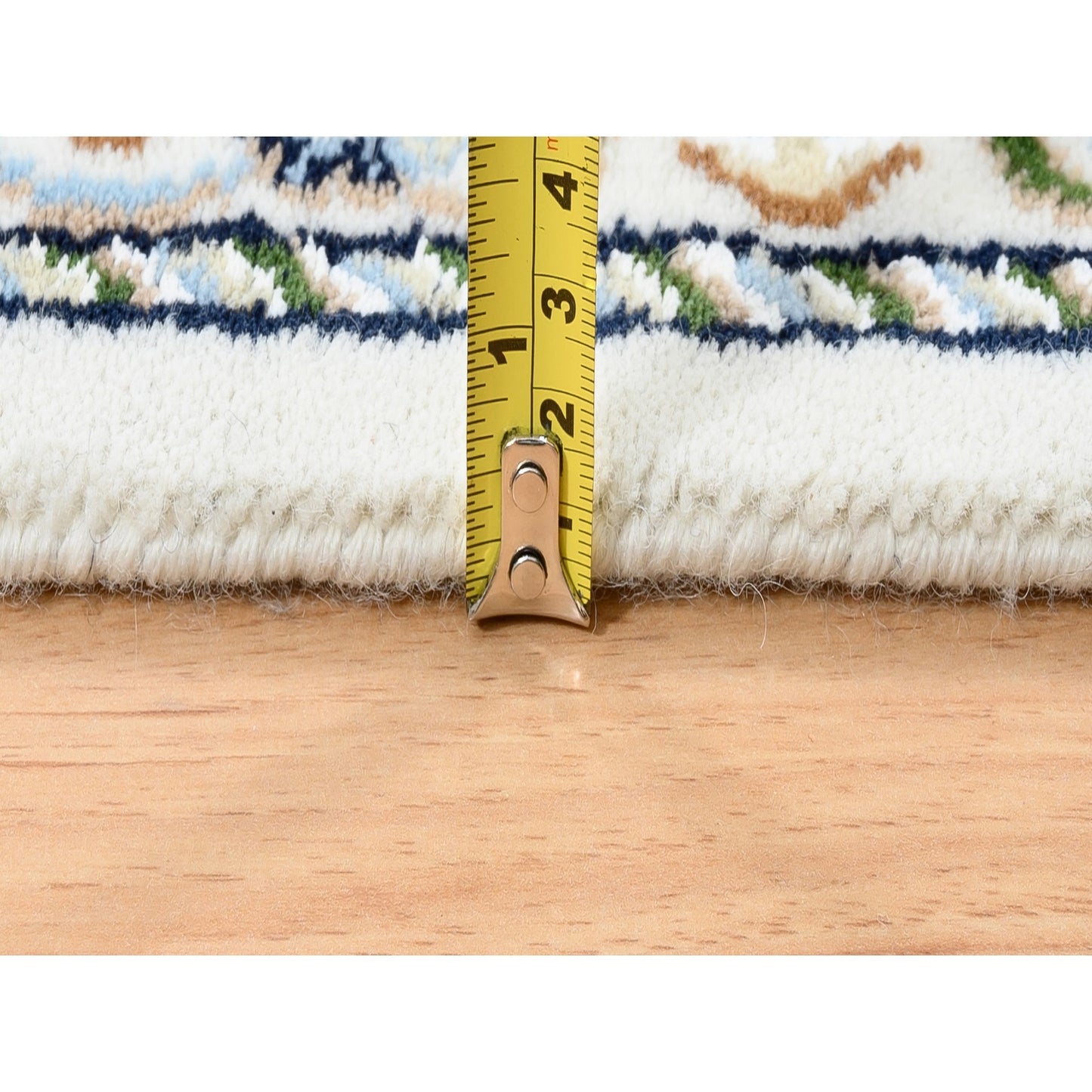 5'9"X5'9" All Over Design Square Wool And Silk 250 Kpsi Nain Handmade Rug