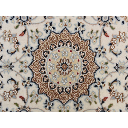 2'9"X8'6" White Nain With Center Motif Flower Design Runner Oriental Rug