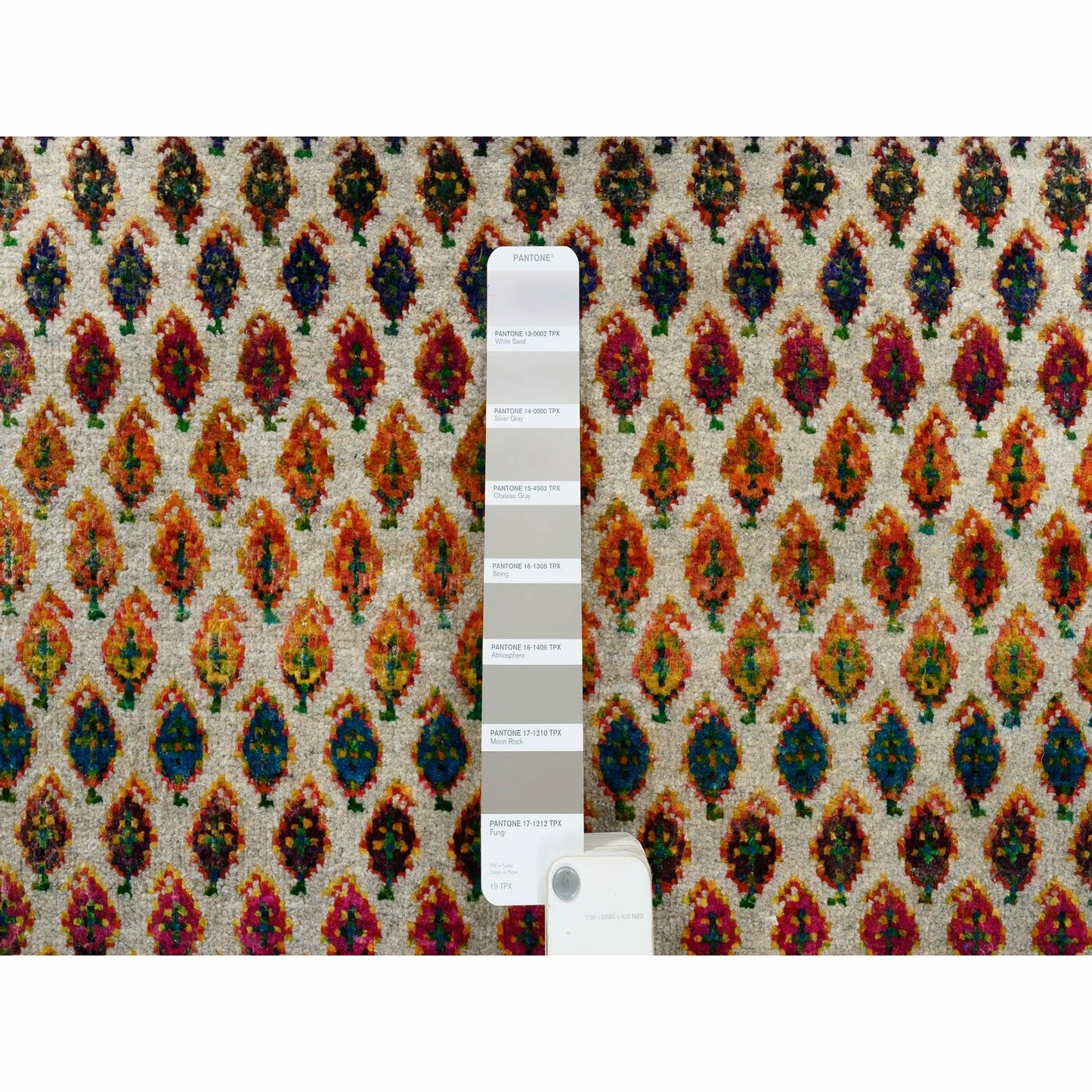 4'X10' Hand Knotted Beige Saroogh Wool And Sari Silk Wide Runner Rug